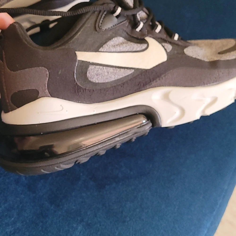 Nike Air  Max 270 - Picture 8 of 16